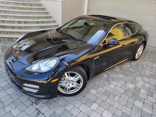 2010 Porsche Panamera 4S