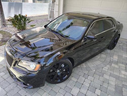 2012 Chrysler 300 SRT8