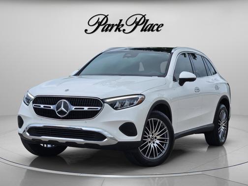 Polar White 2026 Mercedes-Benz GLC 300 Base