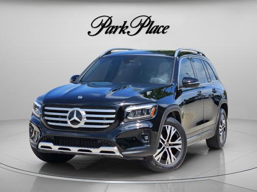 Night Black 2025 Mercedes-Benz GLB 250