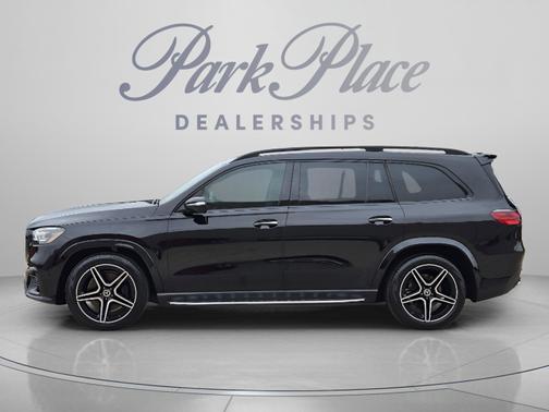 Obsidian Black Metallic 2026 Mercedes-Benz GLS 450