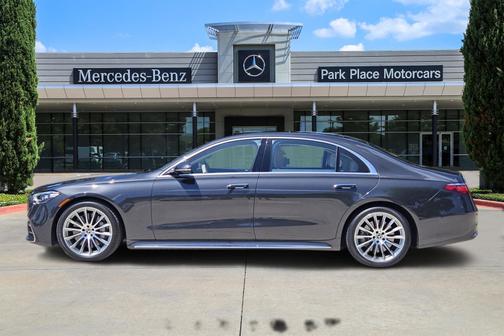 2022 Mercedes-Benz S-Class