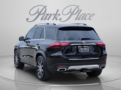Obsidian Black Metallic 2026 Mercedes-Benz GLE 350