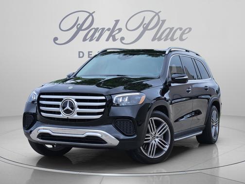 Black 2026 Mercedes-Benz GLS 450