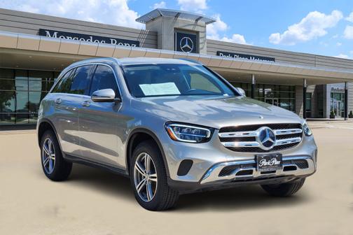 2022 Mercedes-Benz GLC 300 