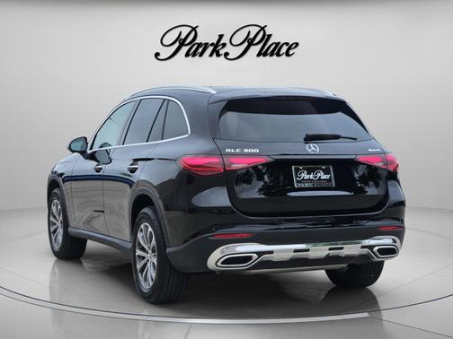 Black 2026 Mercedes-Benz GLC 300
