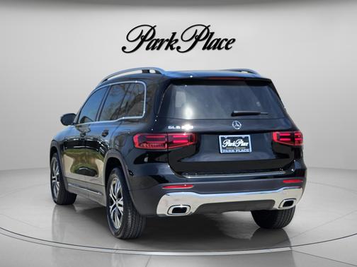 Night Black 2026 Mercedes-Benz GLB 250