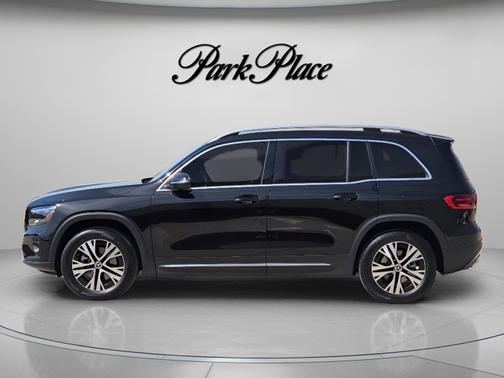 2026 Mercedes-Benz GLB 250 