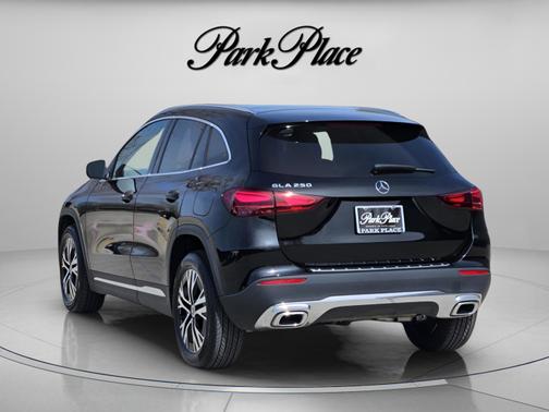 2026 Mercedes-Benz GLA 250 Base