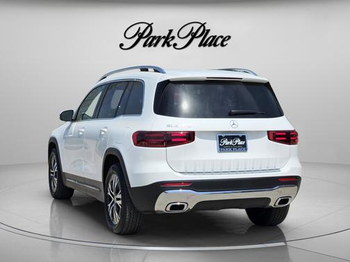 2026 Mercedes-Benz GLB 250 