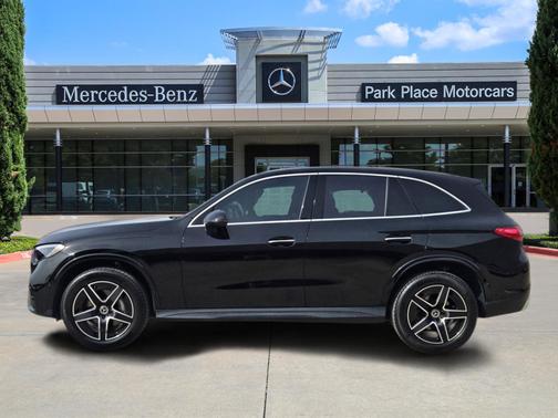 2025 Mercedes-Benz GLC 300 Base