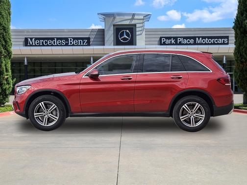 2022 Mercedes-Benz GLC 300 