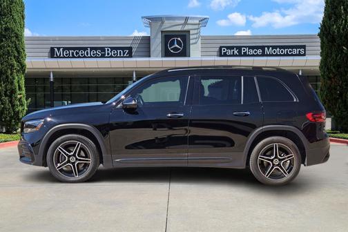 2025 Mercedes-Benz GLB 250 