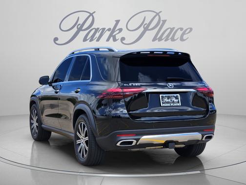 Obsidian Black Metallic 2026 Mercedes-Benz GLE 350