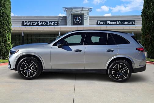 2025 Mercedes-Benz GLC 300 Base