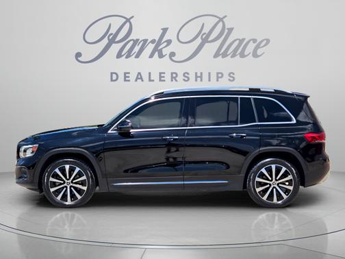 Night Black 2022 Mercedes-Benz GLB 250 4MATIC