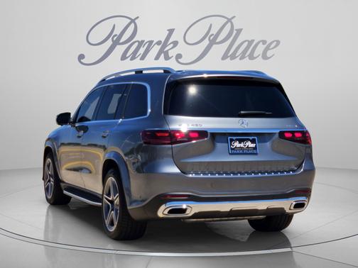 Selenite Grey Metallic 2026 Mercedes-Benz GLS 450
