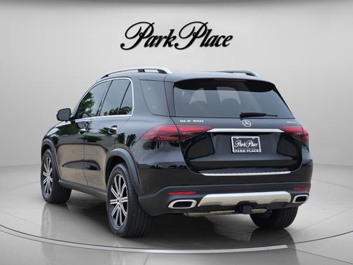 Obsidian Black Metallic 2026 Mercedes-Benz GLE 350