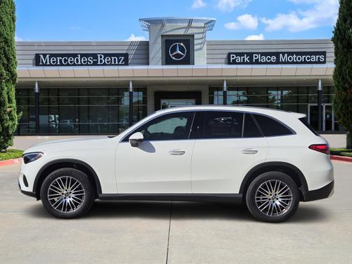 2025 Mercedes-Benz GLC 300 Base