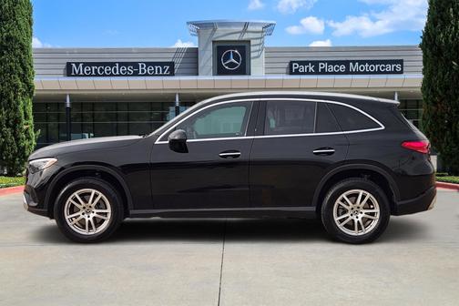 2025 Mercedes-Benz GLC 300 Base