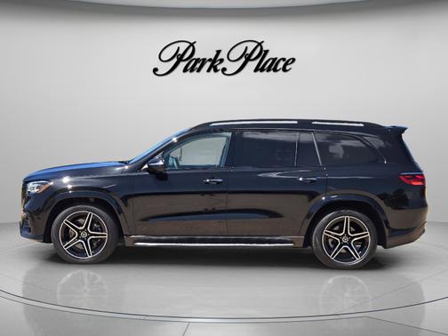 Obsidian Black Metallic 2026 Mercedes-Benz GLS 450 4MATIC