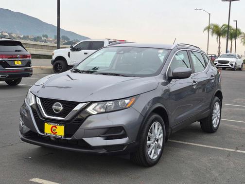 2020 Nissan Rogue Sport SV