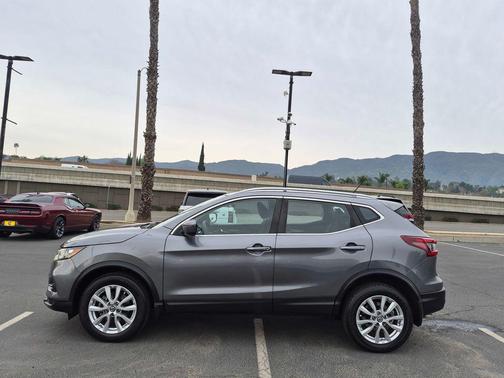 2020 Nissan Rogue Sport SV