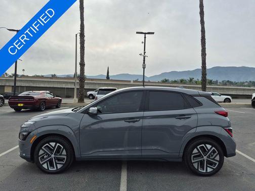 2022 Hyundai KONA EV SEL