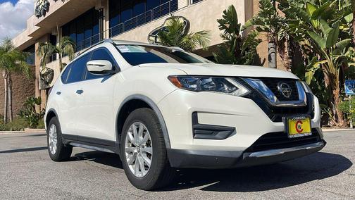 2020 Nissan Rogue SV