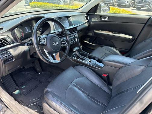 Ebony Black 2019 Kia Optima EX