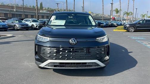 2025 Volkswagen Tiguan 2.0T SE 4MOTION