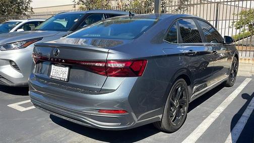 2025 Volkswagen Jetta 1.5T SE