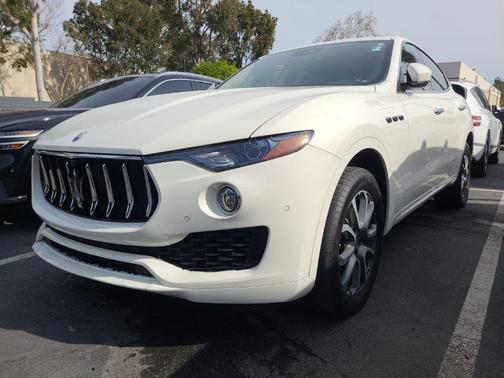 2019 Maserati Levante Base
