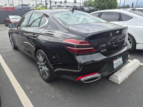Vik Black 2026 Genesis G70 2.5T RWD