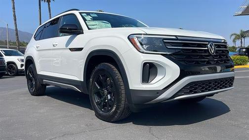 2025 Volkswagen Atlas 2.0T Peak Edition