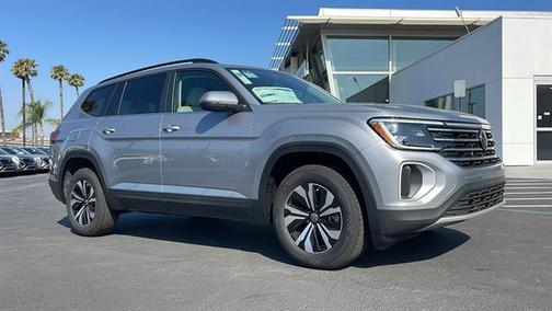 2025 Volkswagen Atlas 2.0T SE