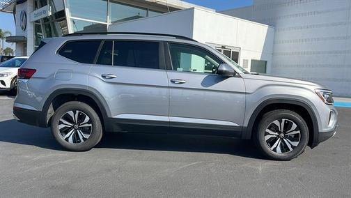 2025 Volkswagen Atlas 2.0T SE
