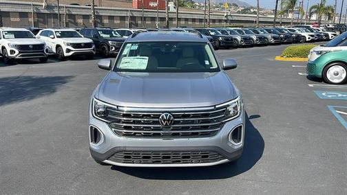 2025 Volkswagen Atlas 2.0T SE