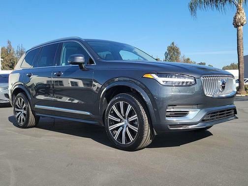 2022 Volvo XC90 Recharge Plug-In Hybrid T8 Inscription 6 Passenger