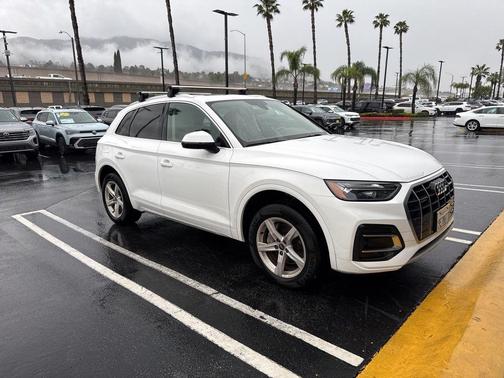 2023 Audi Q5 40 Premium