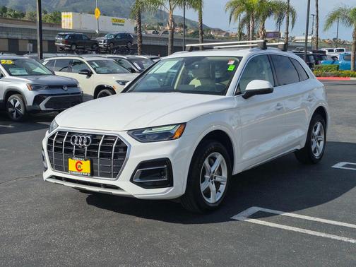 2023 Audi Q5 40 Premium