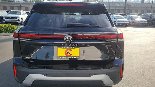 2026 Volkswagen Tiguan 2.0T SE