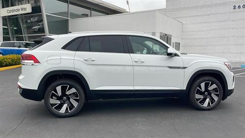 2025 Volkswagen Atlas Cross Sport 2.0T SE w/Technology 4MOTION