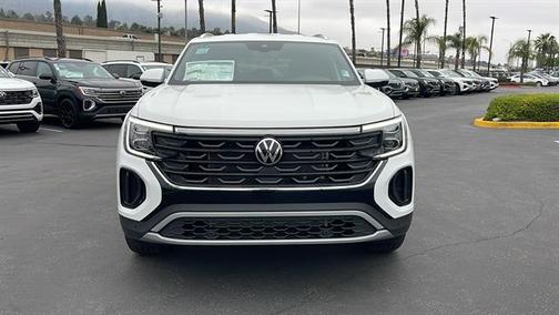 2025 Volkswagen Atlas Cross Sport 2.0T SE w/Technology 4MOTION