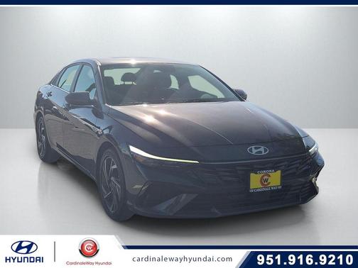 2025 Hyundai ELANTRA SEL