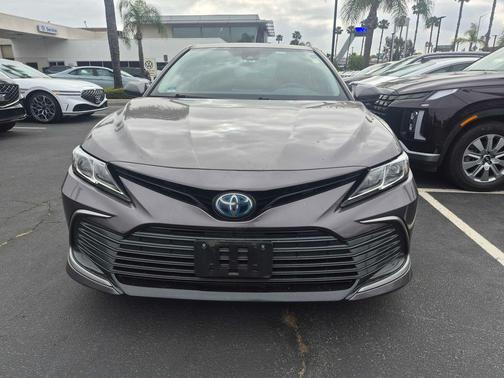 Predawn Gray Mica 2022 Toyota Camry LE
