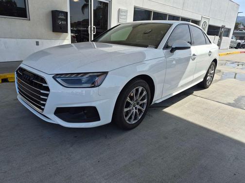 2023 Audi A4 40 Premium