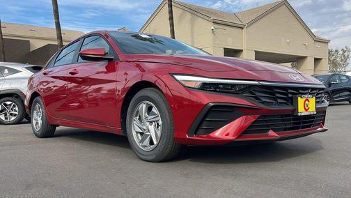 Ultimate Red 2026 Hyundai ELANTRA SE