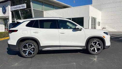 2026 Volkswagen Tiguan 2.0T SE