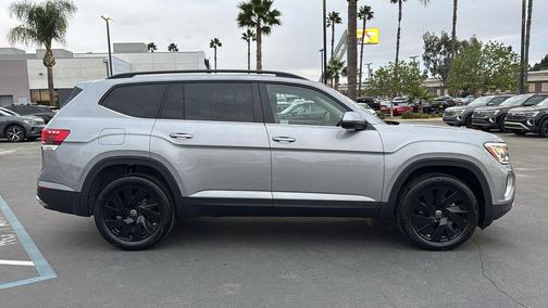 Mist 2026 Volkswagen Atlas 2.0T SE w/Technology